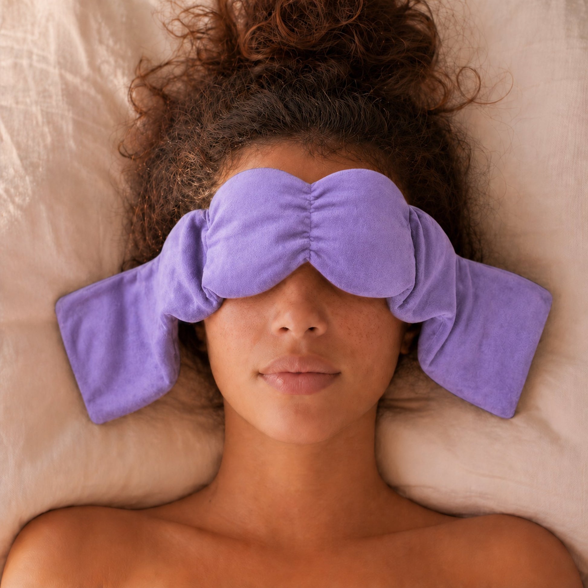 Dreamery Plush · Purple · 02 lifestyle